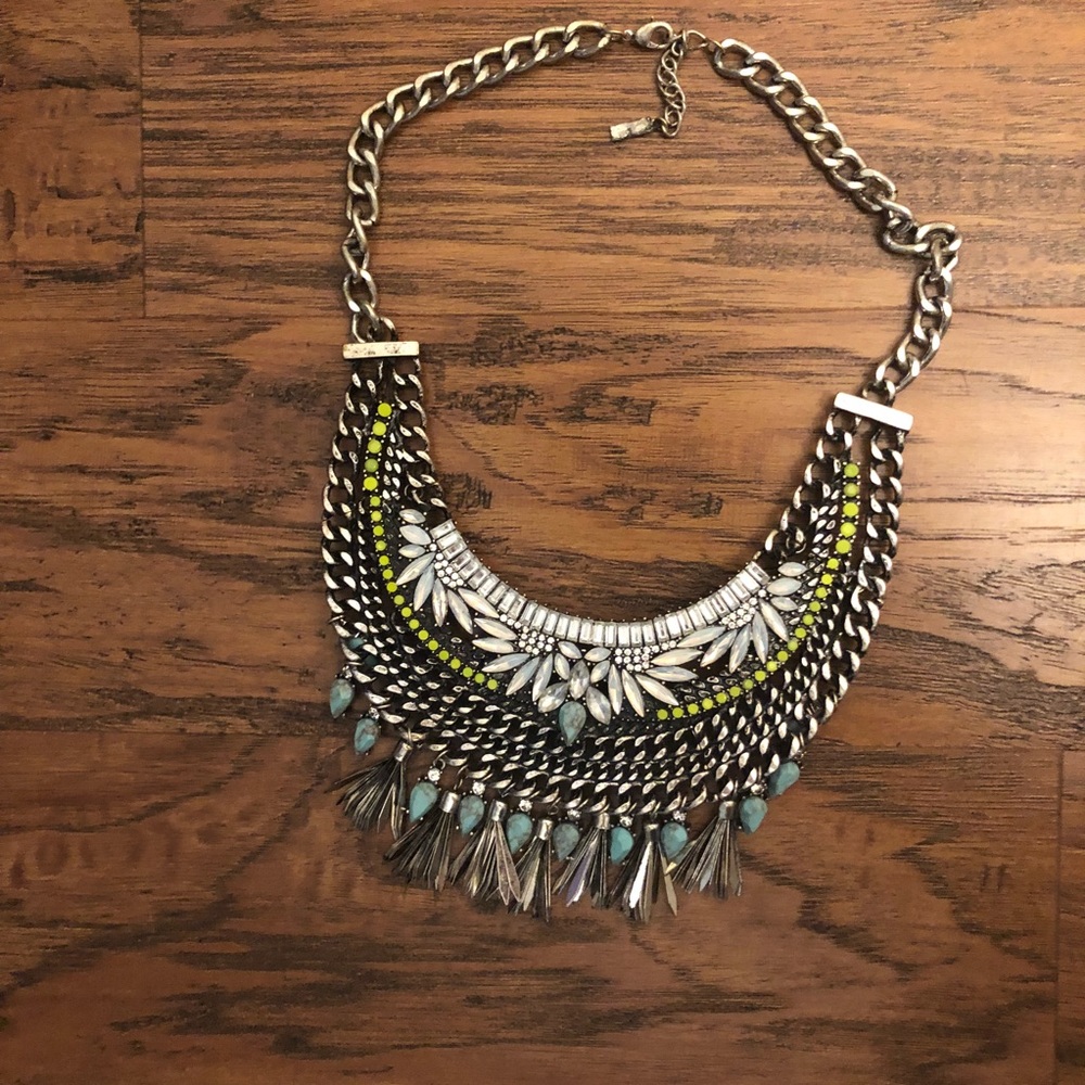 Bib necklace